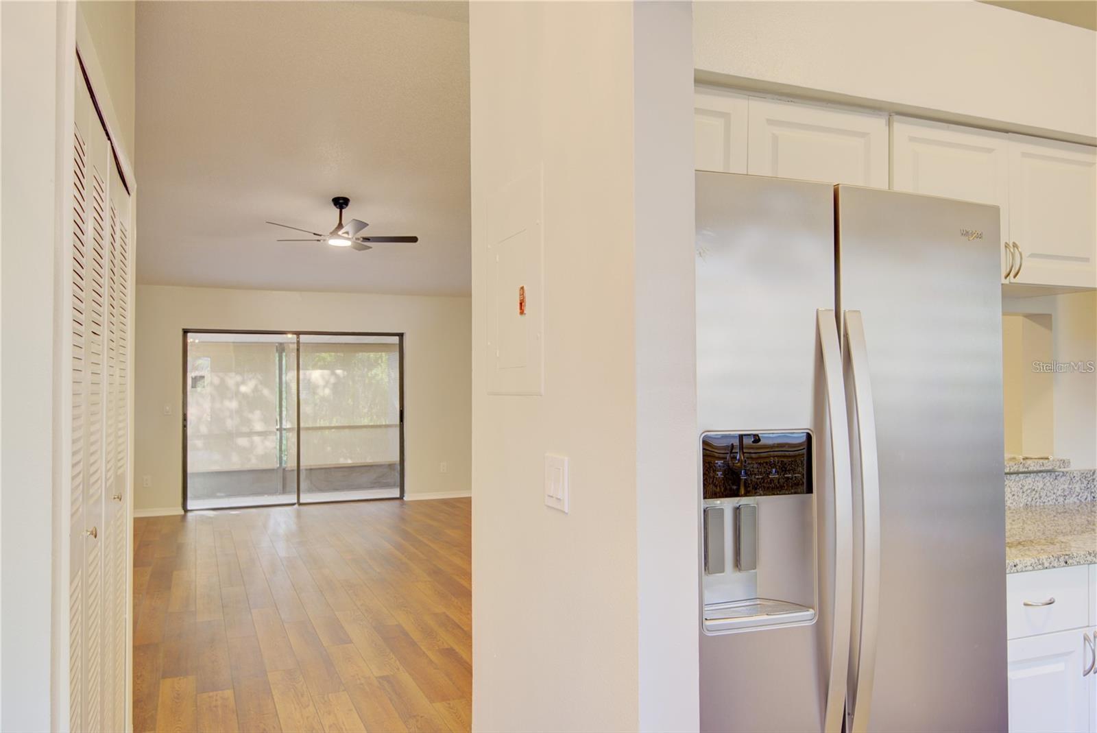 506 Club Dr Property Photo 9