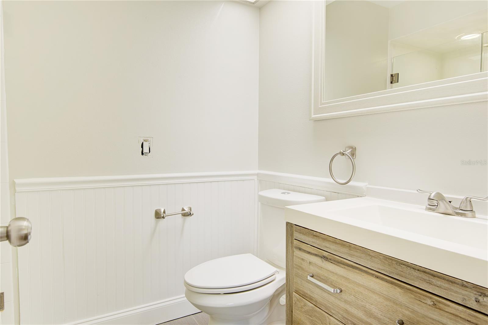 506 Club Dr Property Photo 14