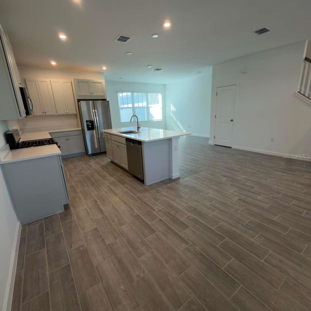 2468 Celebration Blvd Property Photo 6