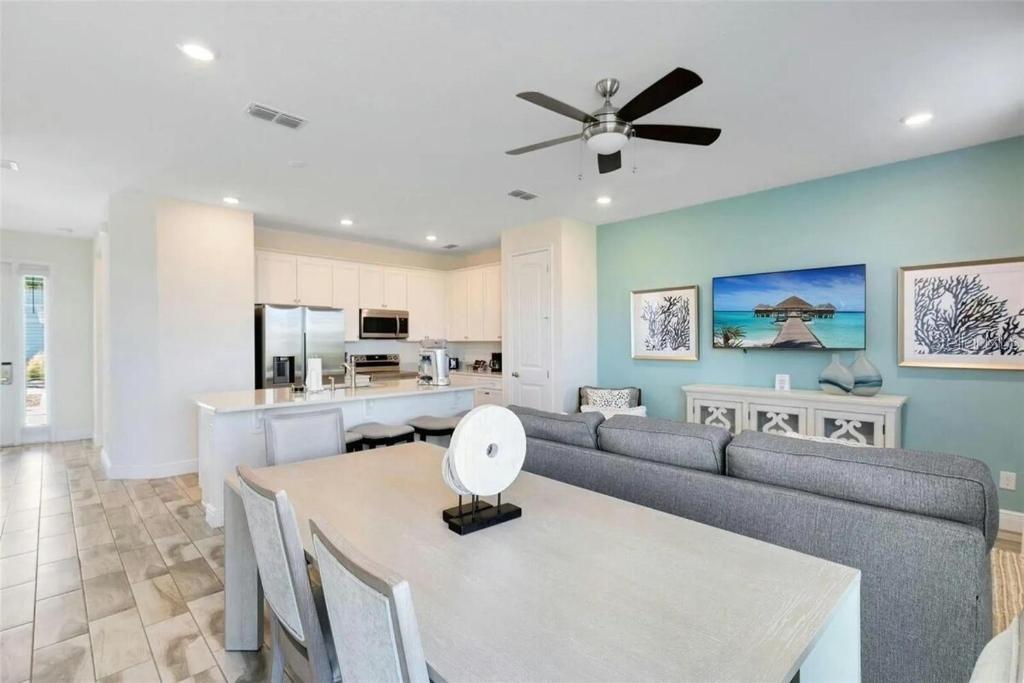 3157 Caribbean Soul Dr Property Photo 5