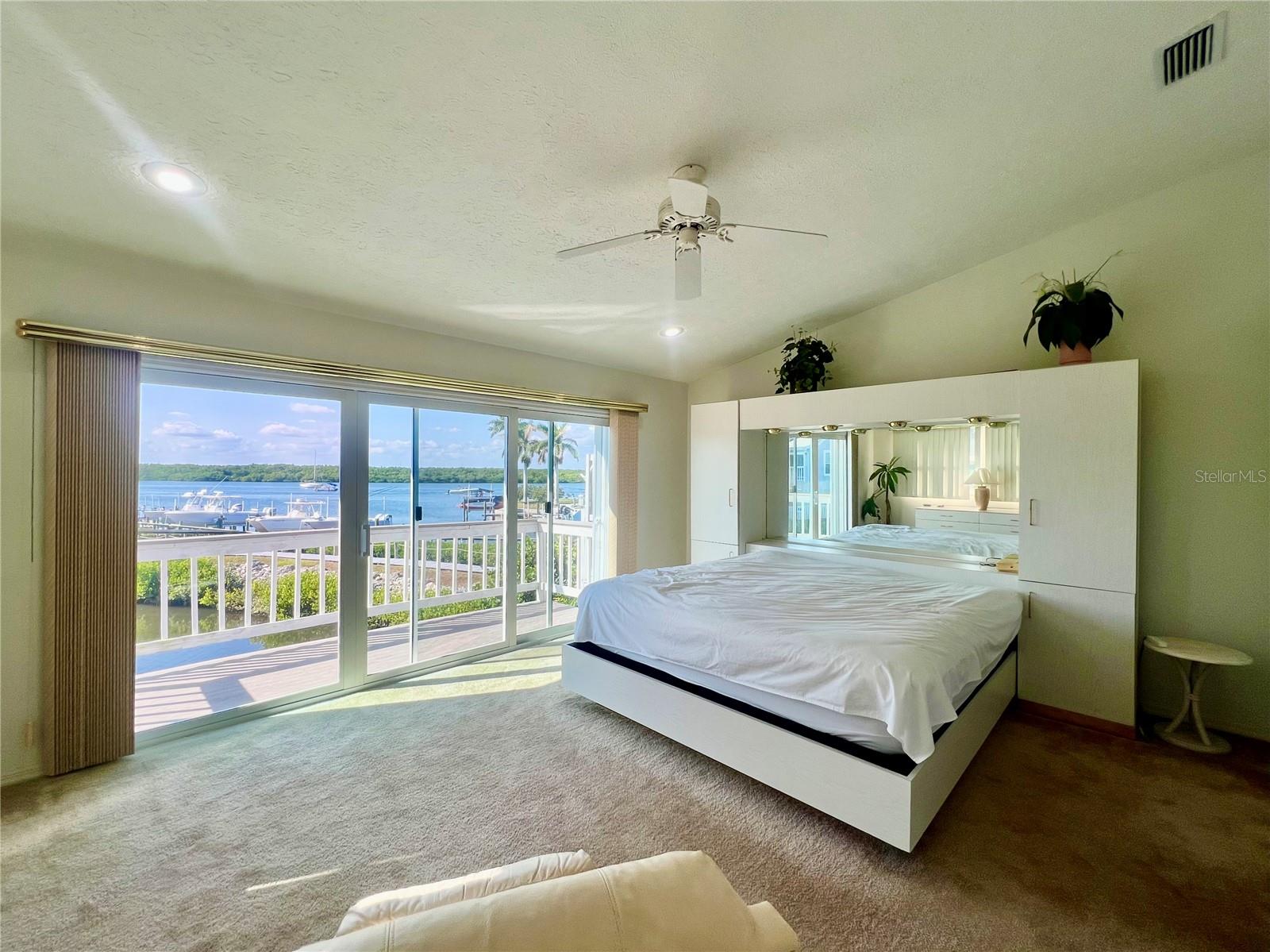 2486 Harbour Cove Dr Property Photo 17