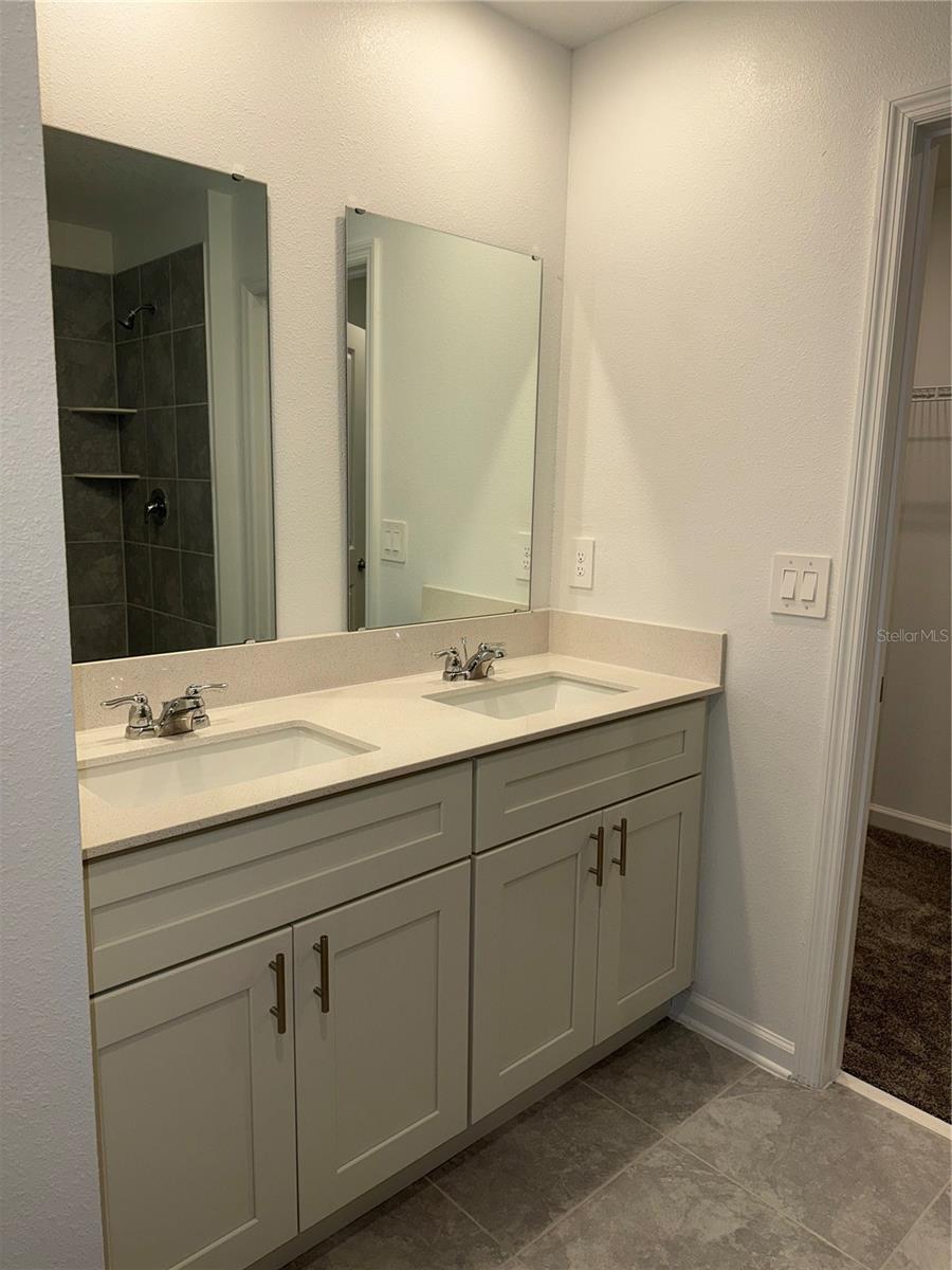 1326 Deepwater Cir Property Photo 12