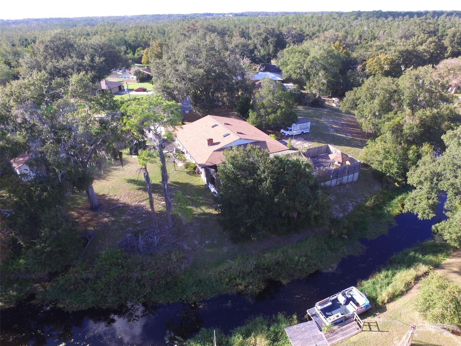 35412 Crescent Dr Property Photo 4