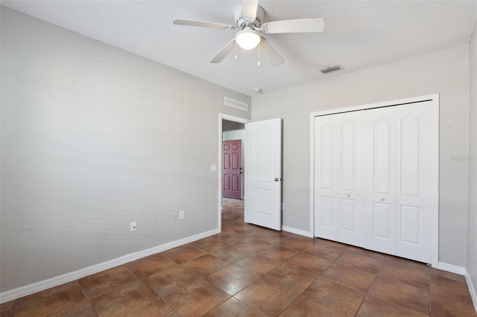 1038 Suffragette Cir Property Photo 20