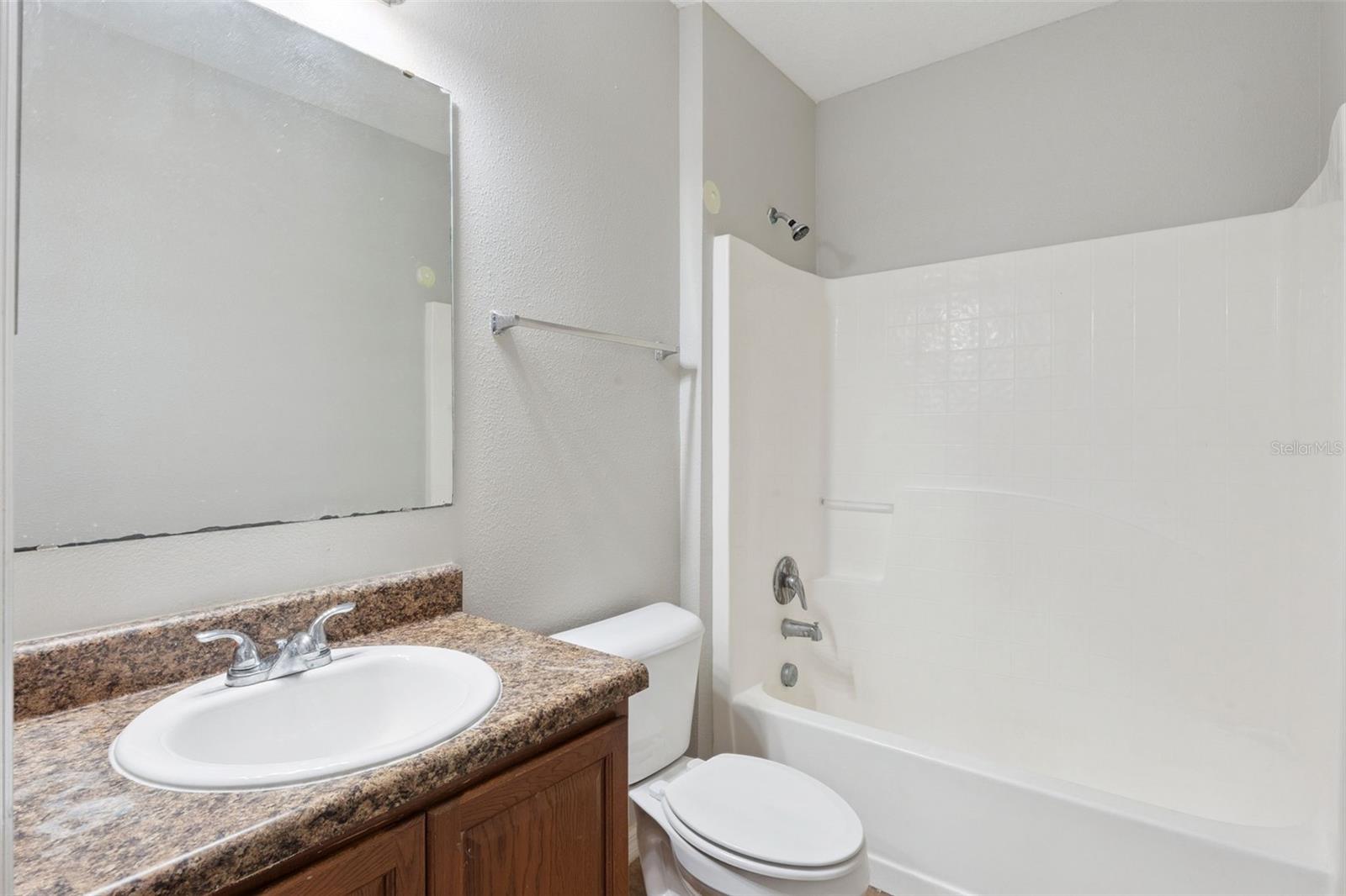 1038 Suffragette Cir Property Photo 25