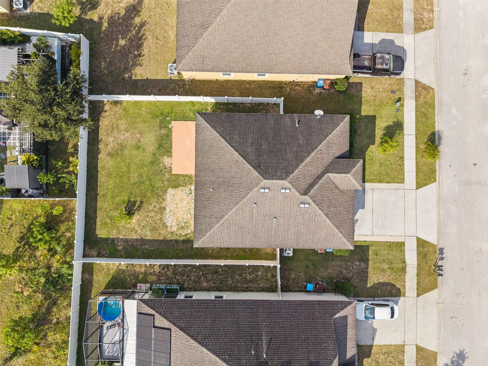 1038 Suffragette Cir Property Photo 47
