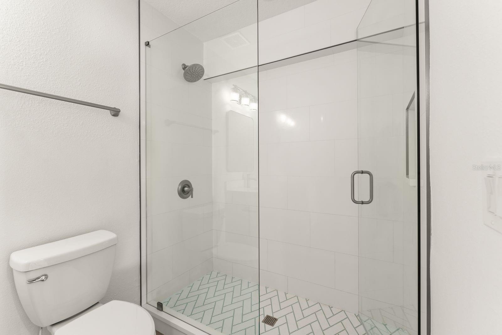 107 4th St Property Photo 18