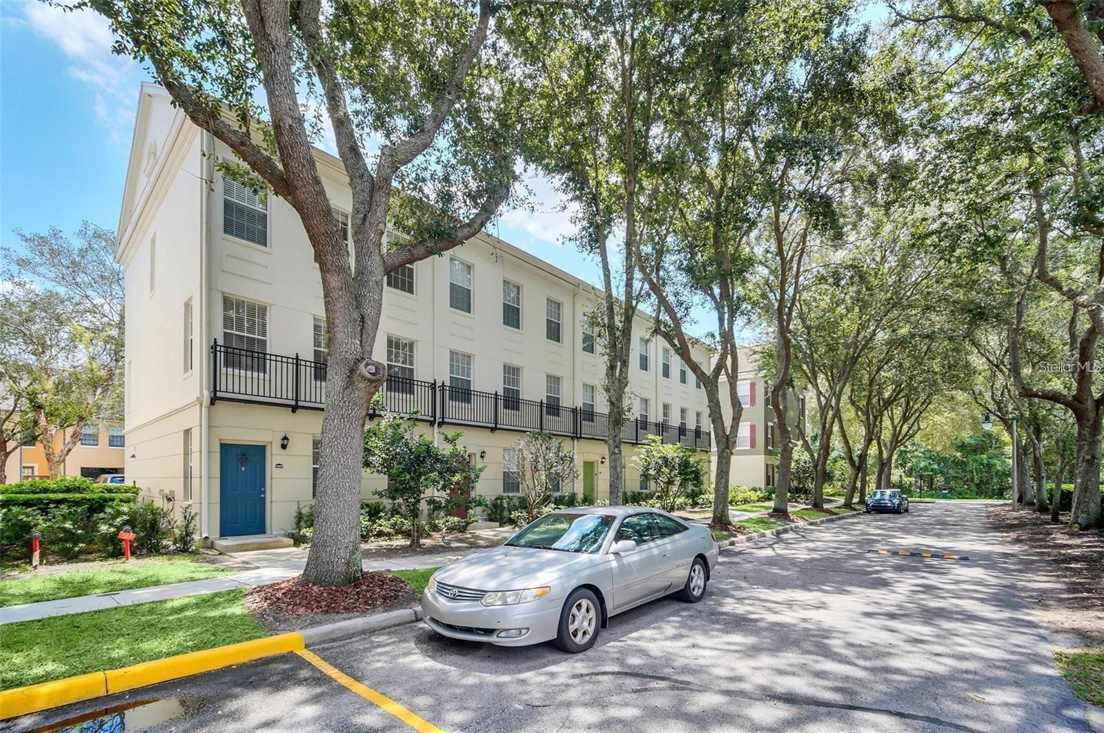 1007 Siena Park Blvd E Property Photo 4