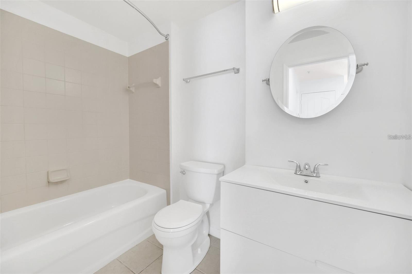 1007 Siena Park Blvd E Property Photo 17
