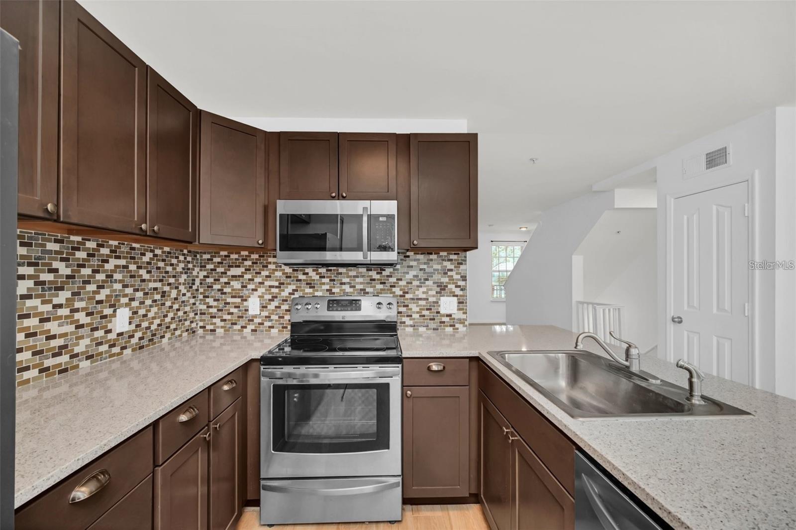 1007 Siena Park Blvd E Property Photo 27