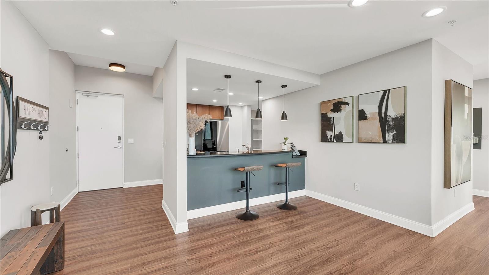 525 E Jackson St #p3 Property Photo 7