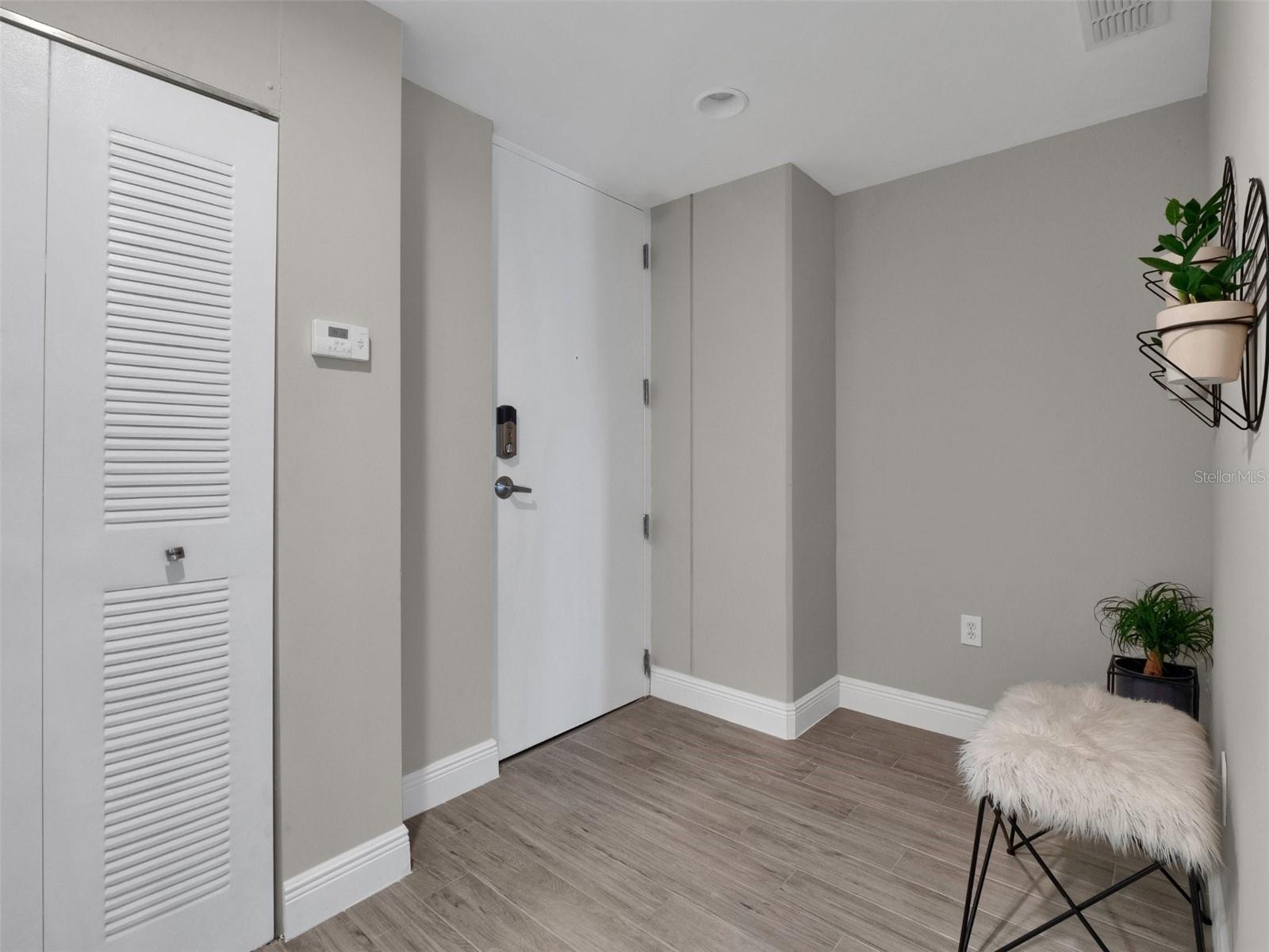 525 E Jackson St #508 Property Photo 26