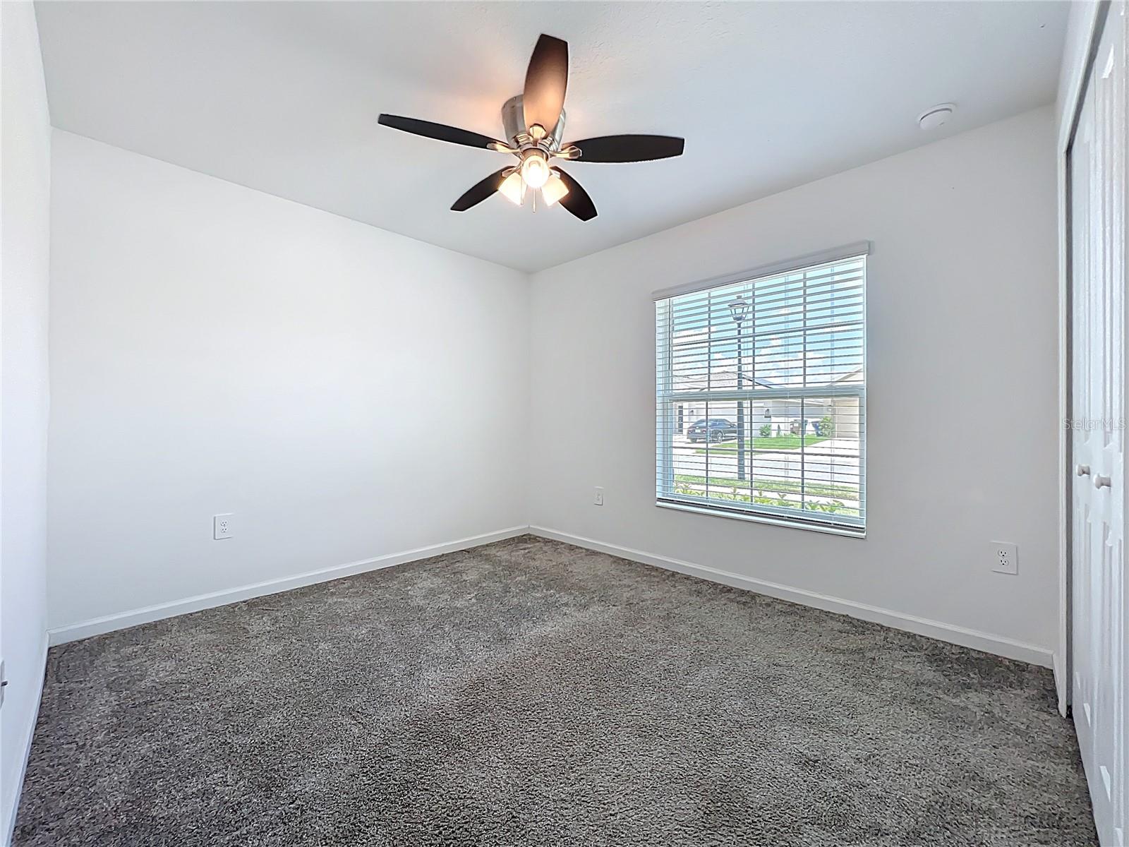 6946 Perch Hammock Loop Property Photo 11
