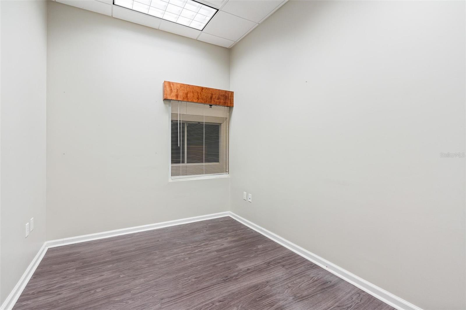8865 Commodity Circle #14 Property Photo 13