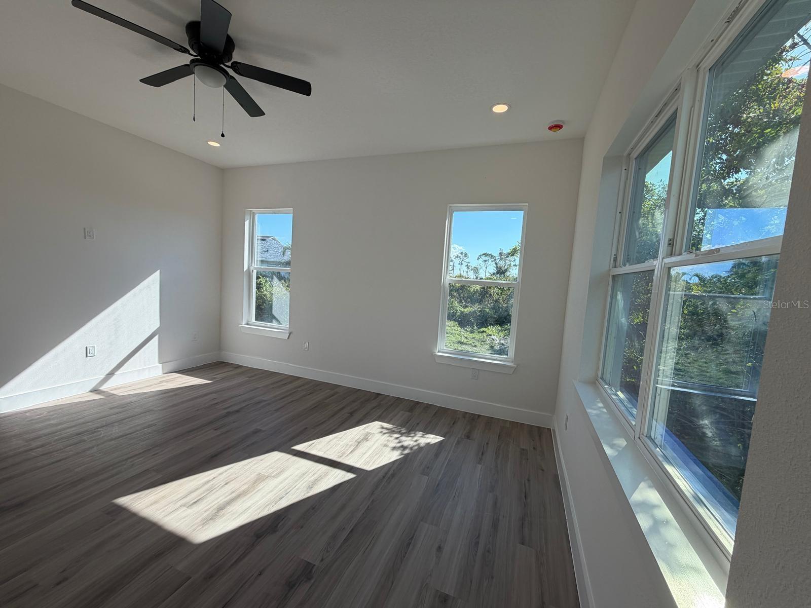 13 Lateen Sail Dr Property Photo 7