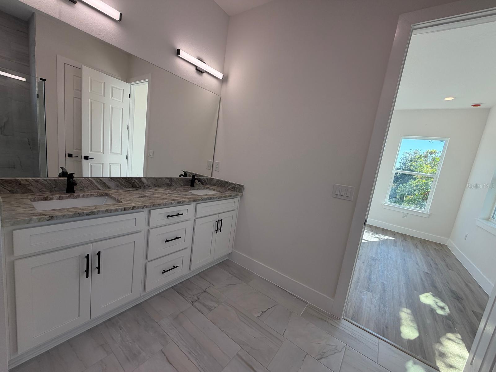 13 Lateen Sail Dr Property Photo 9