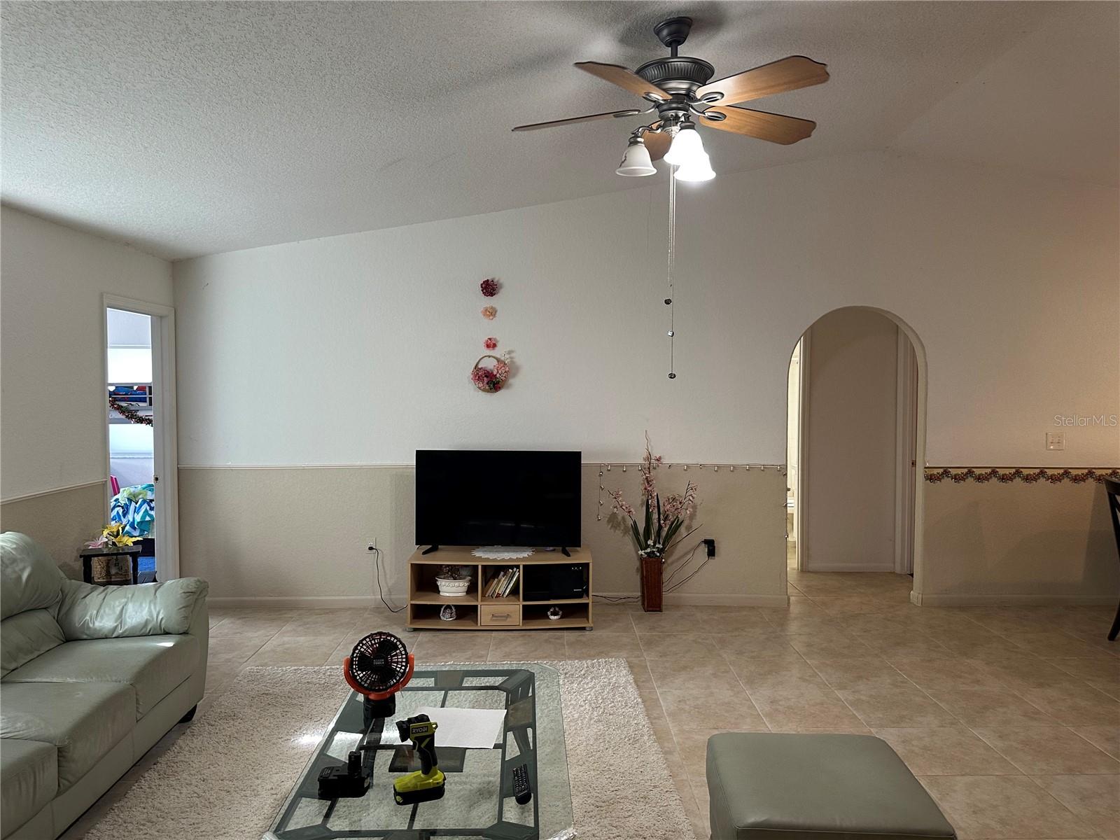746 Maderia Ct Property Photo 8