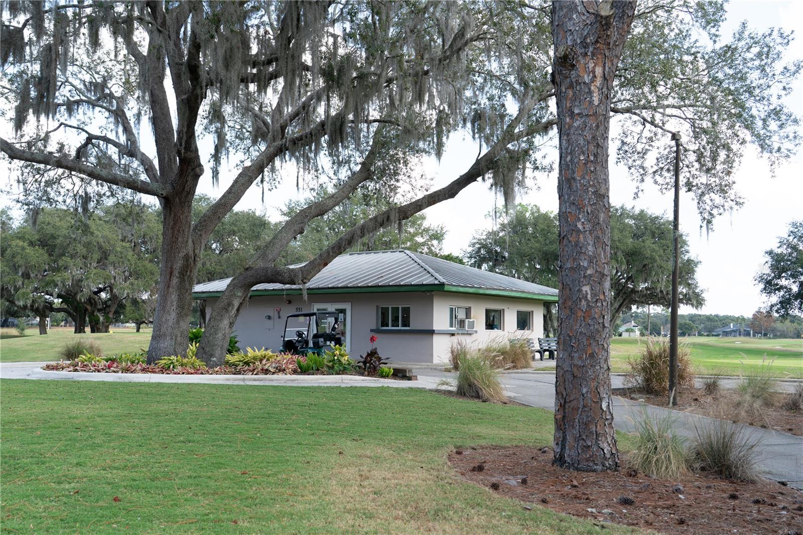 552 Teton St Property Photo 9