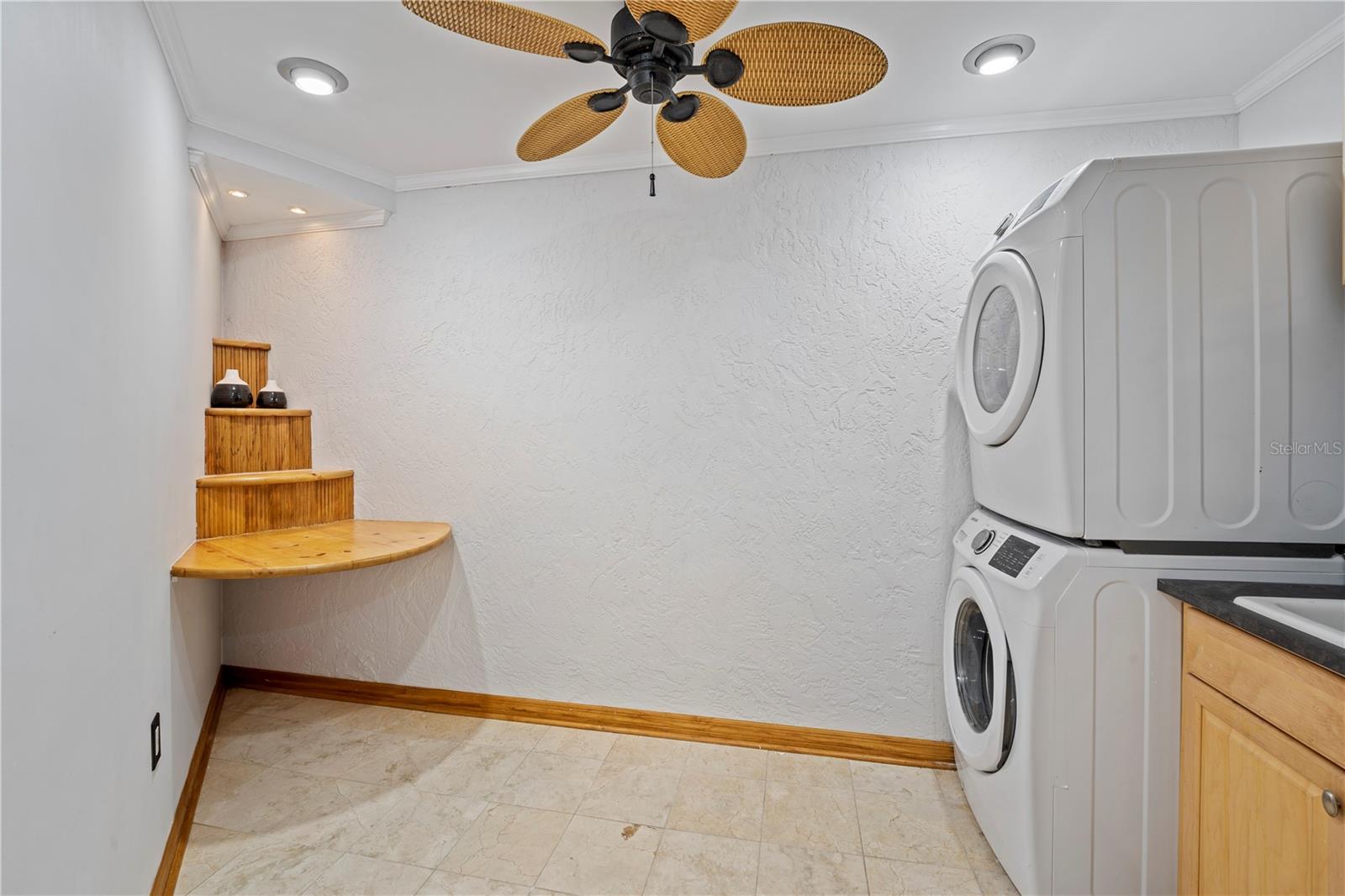 2649 Albion Ave Property Photo 24