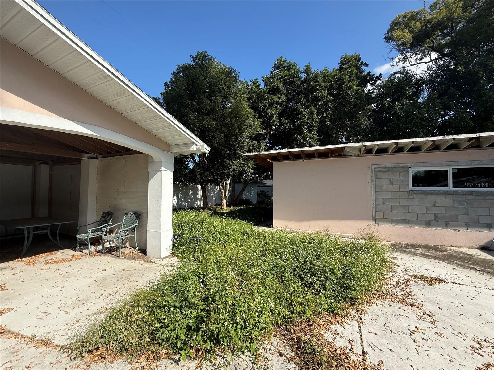 1015 S Palm Ave Property Photo 16