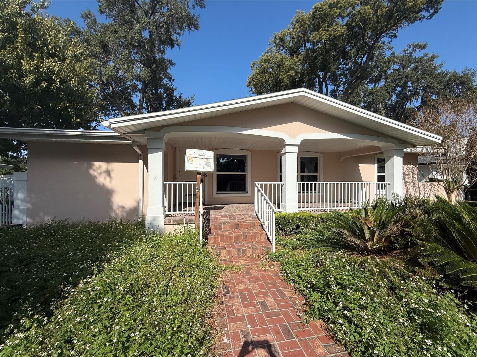 1015 S Palm Ave Property Photo 18