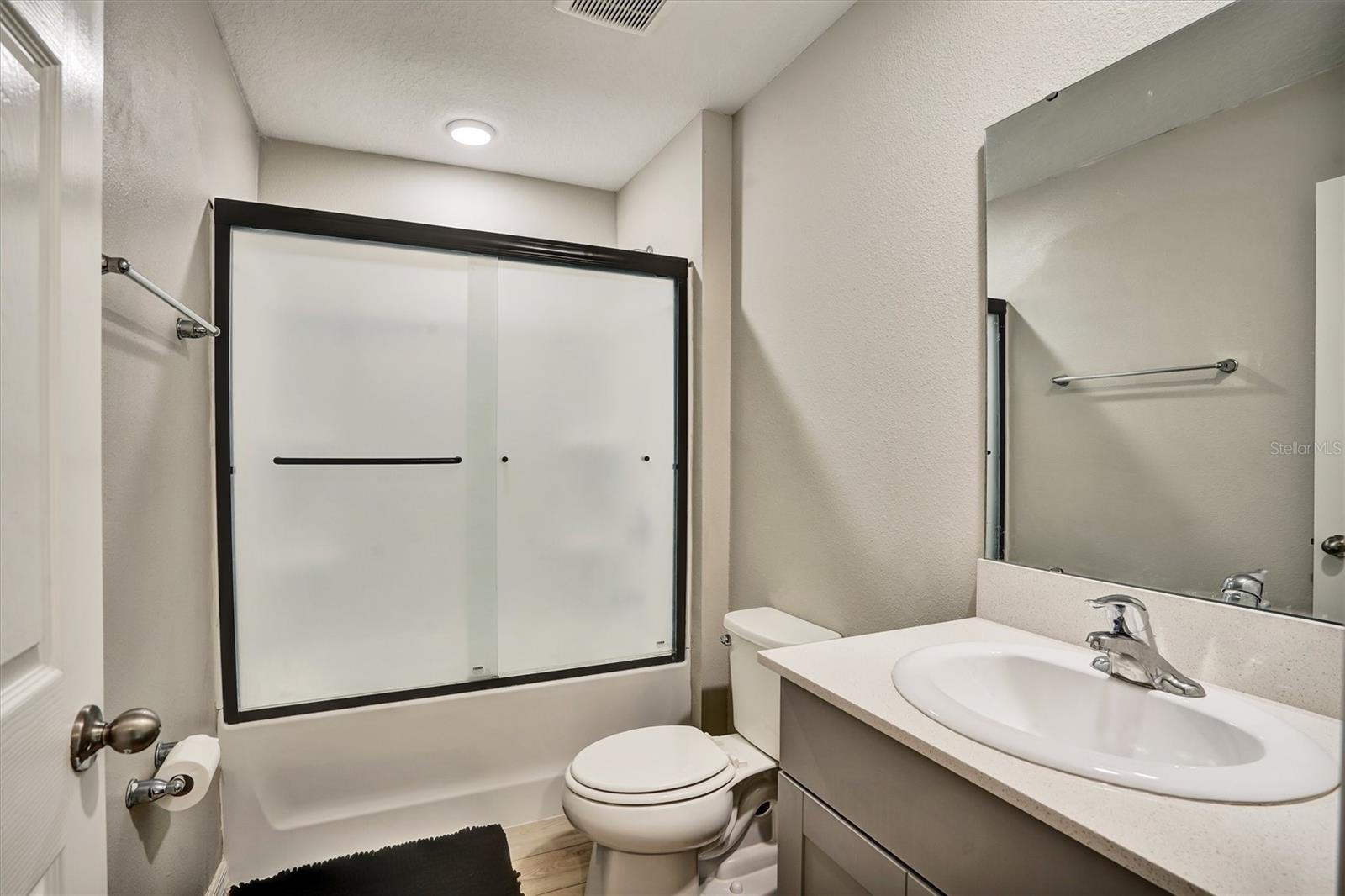 4903 Mainsail St Property Photo 12