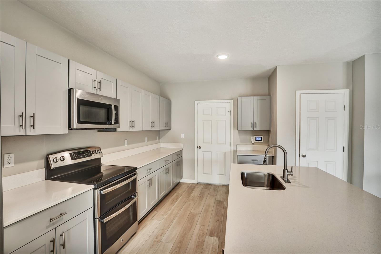 4903 Mainsail St Property Photo 17