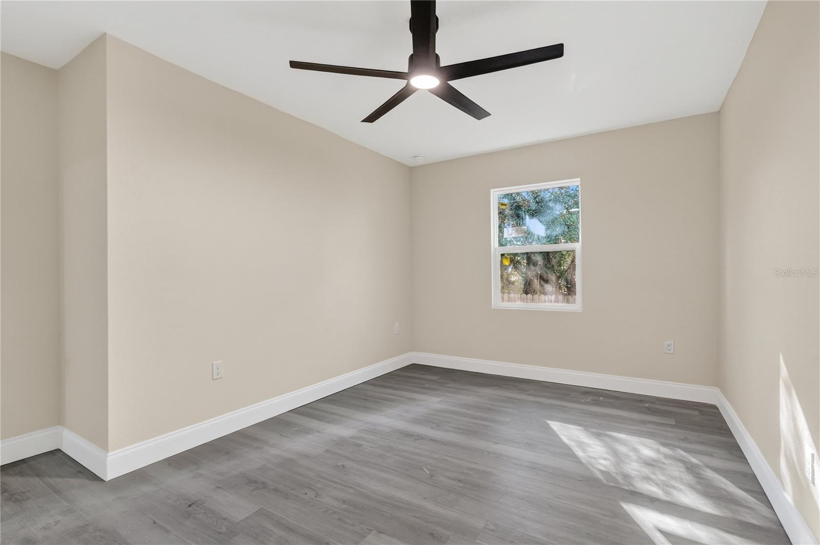 40415 Country Rd Property Photo 32