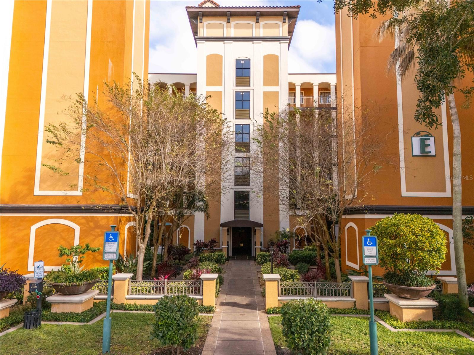 12527 Floridays Resort Dr #611-e Property Photo