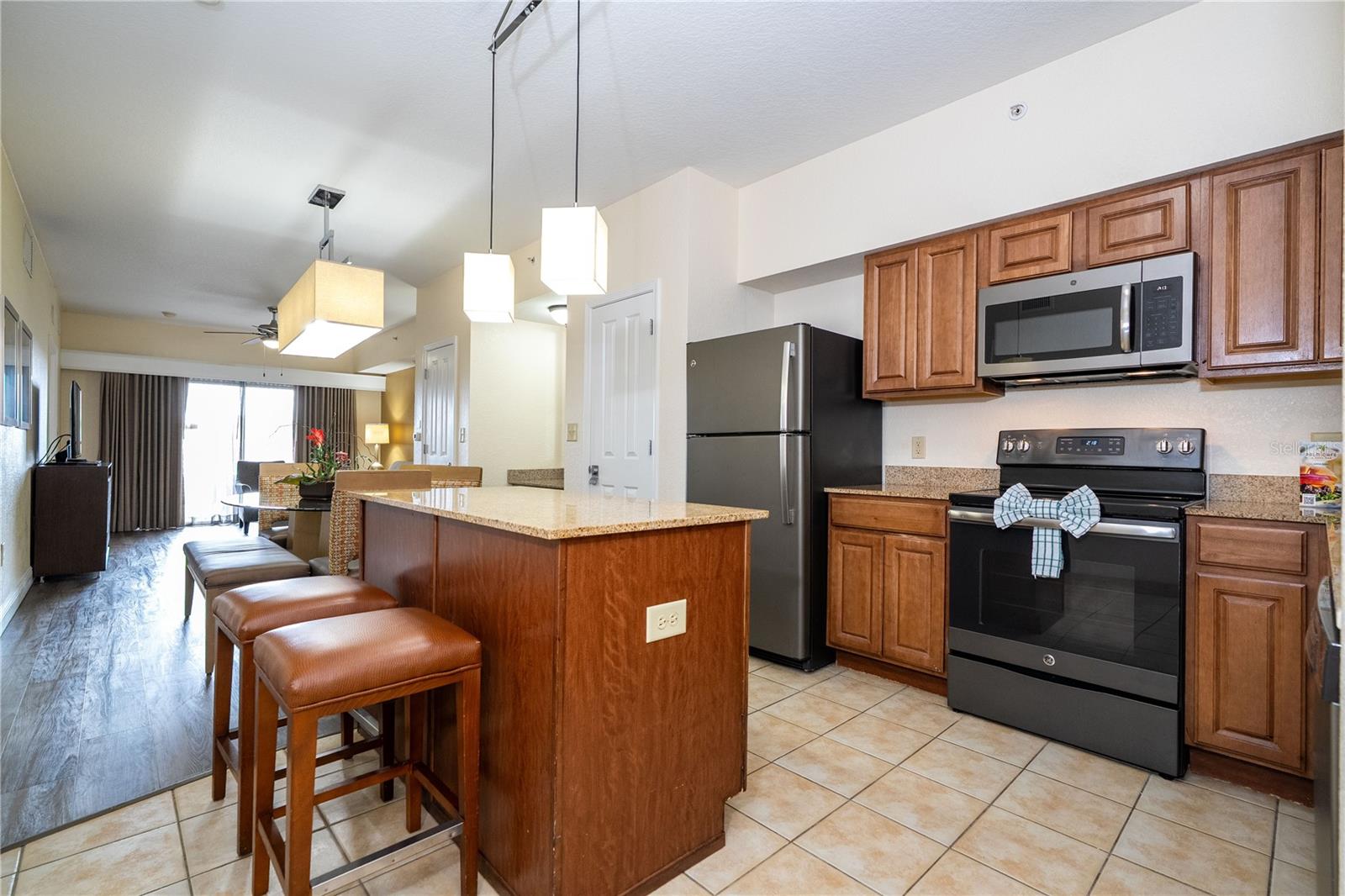 12527 Floridays Resort Dr #611-e Property Photo 5