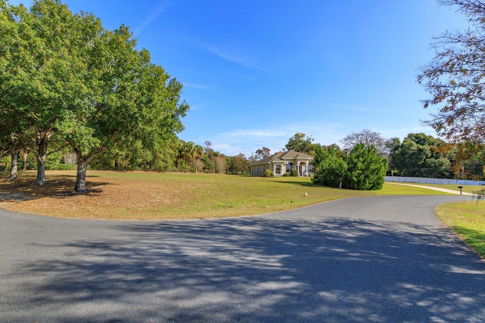 1001 MYRTLE BREEZES CT Property Photo 1