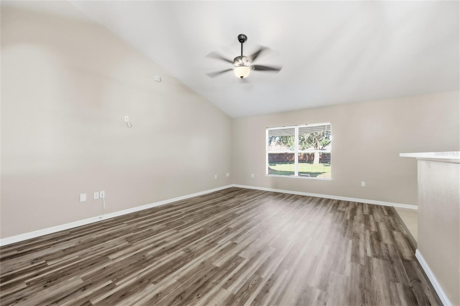 539 Granite Cir Property Photo 15