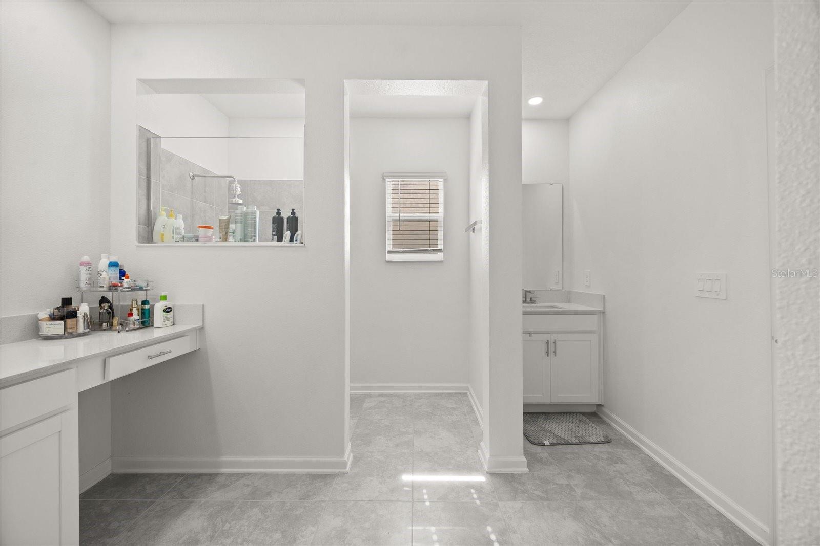 11163 Great Rock St Property Photo 23