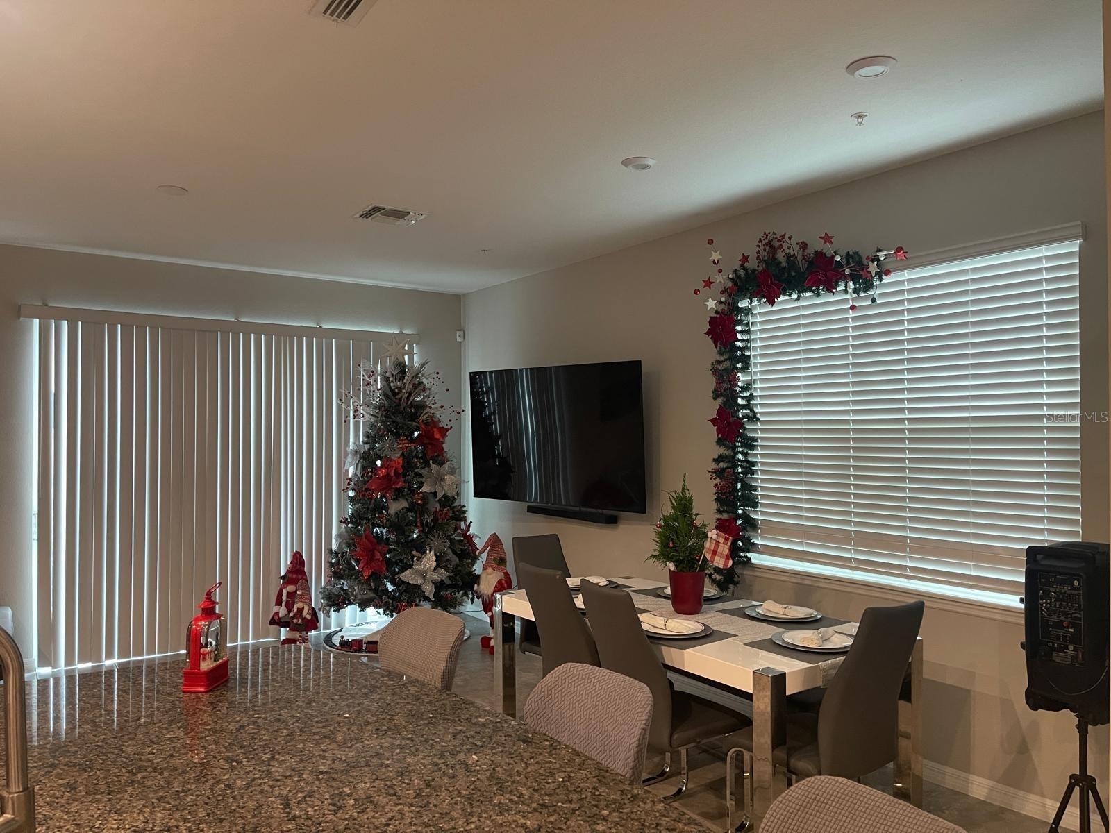 10731 Silk Tree Ct Property Photo 11
