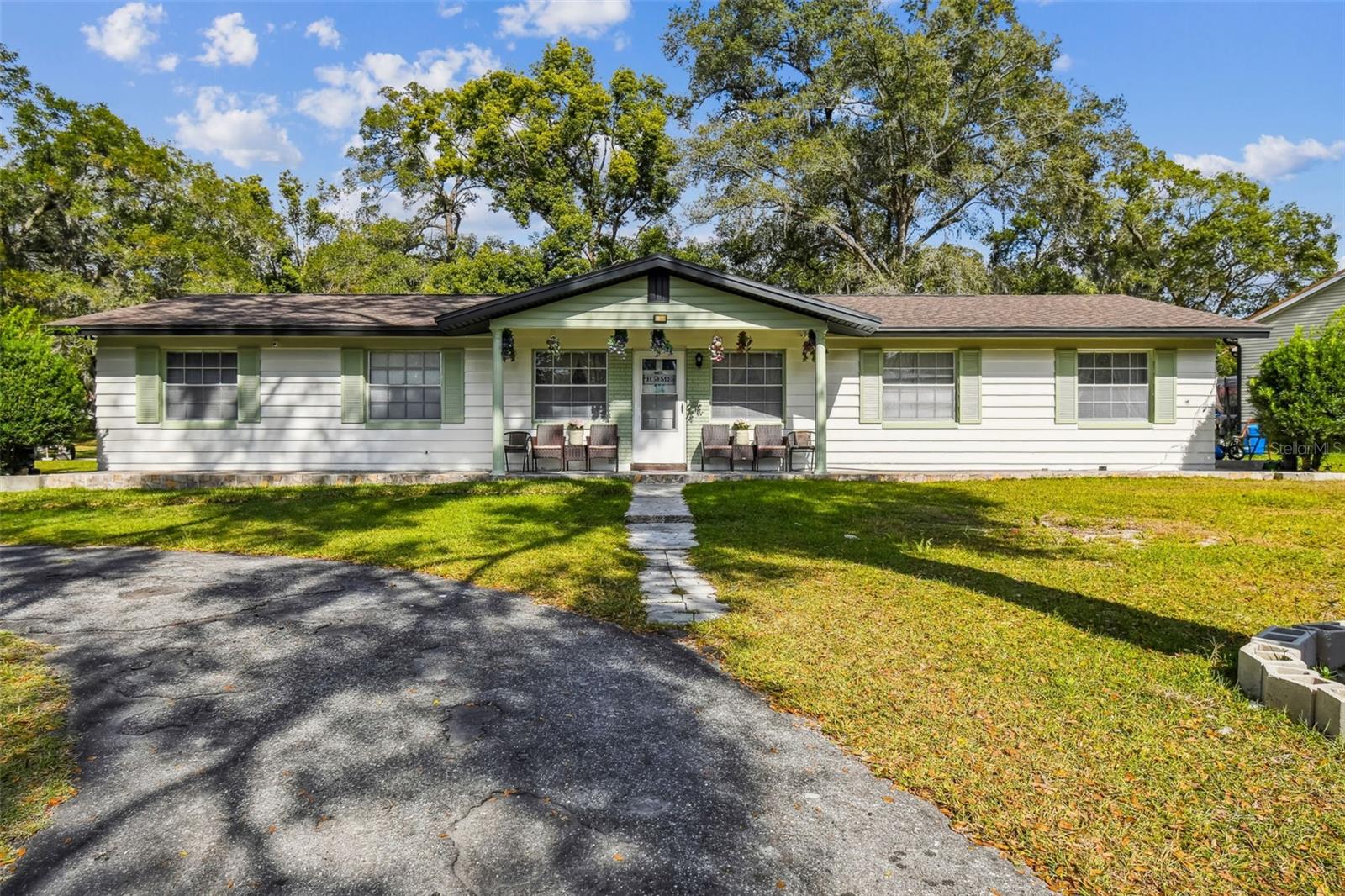 25309 Carnoustie Dr Property Photo 2