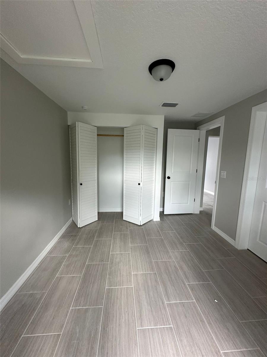 2015 1/2 Laurel St Property Photo 10