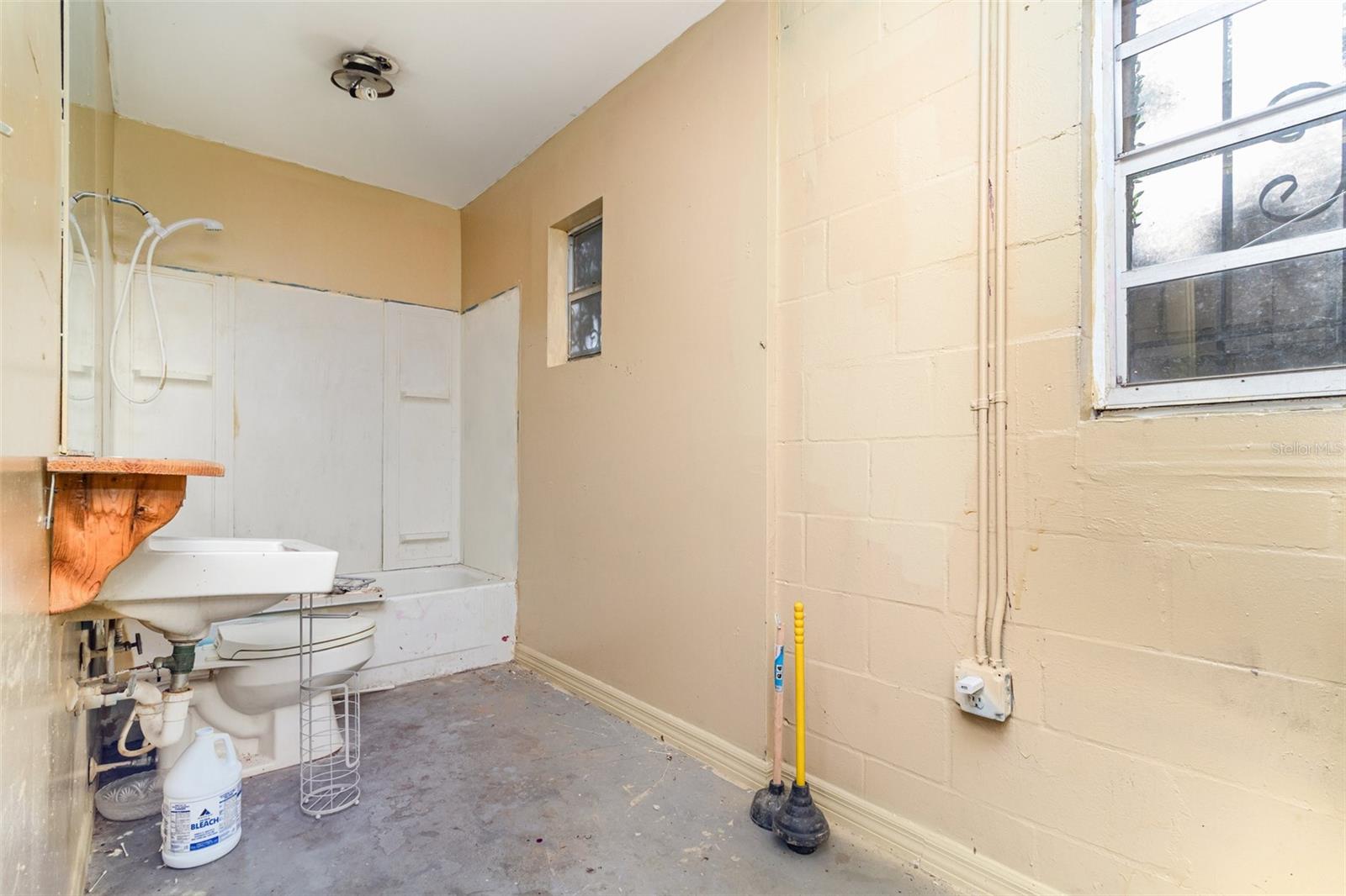 2516 Sanford Ave Property Photo 26