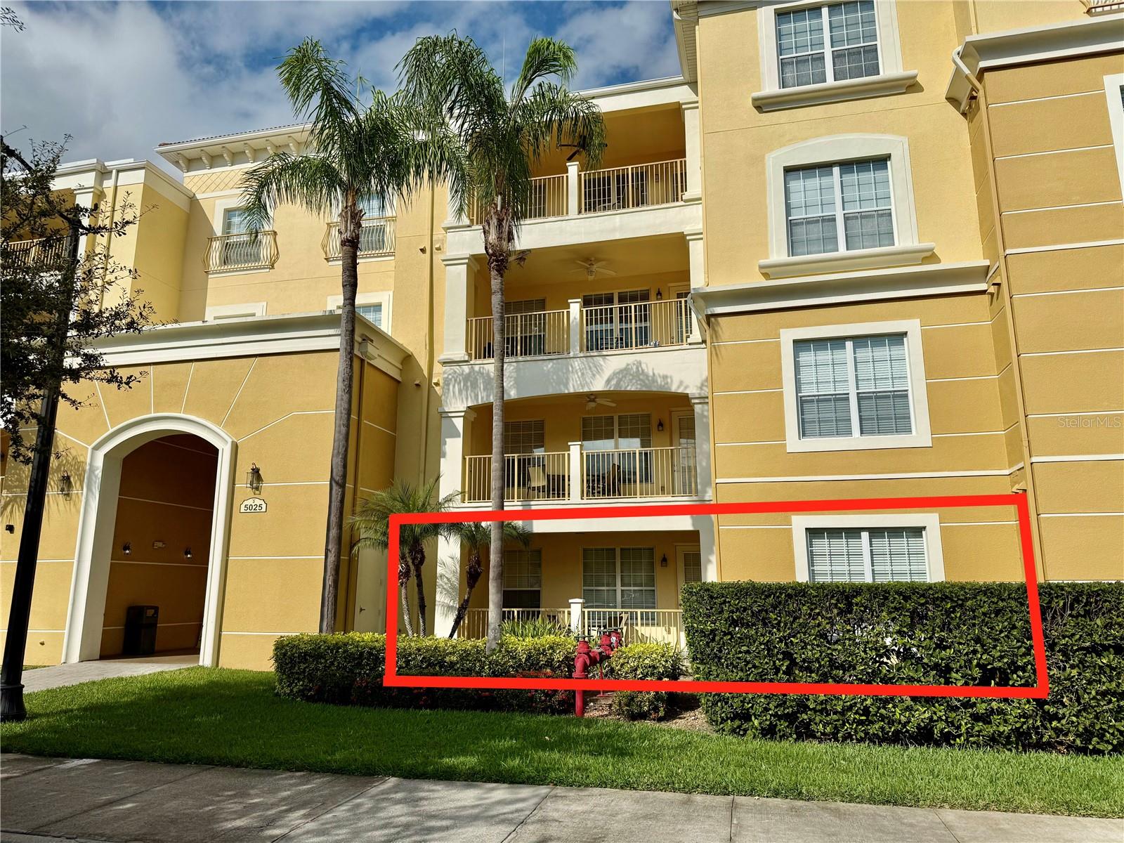 5025 Shoreway Loop #105 Property Photo 2