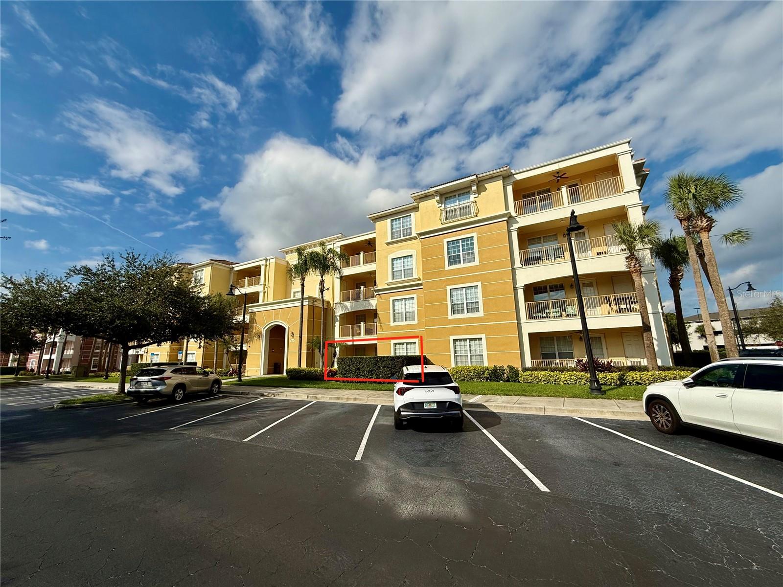5025 Shoreway Loop #105 Property Photo 3