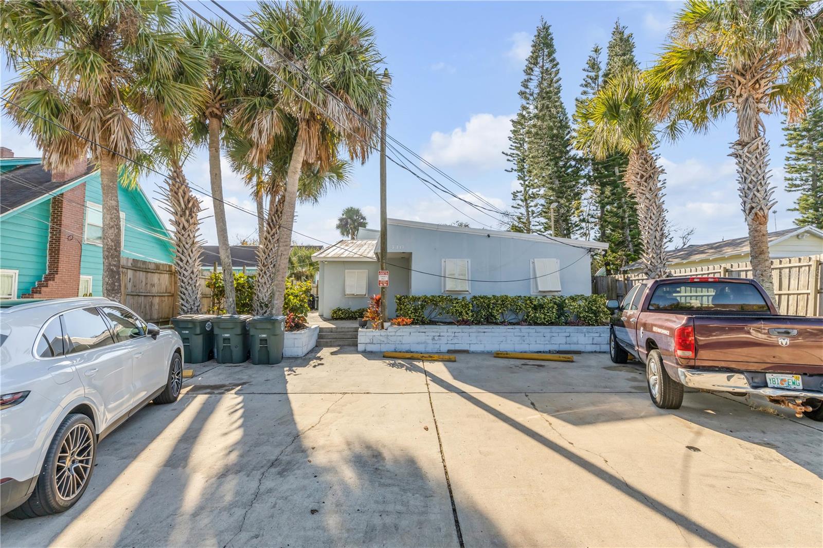 410 BUTLER BLVD Property Photo 1