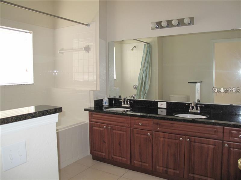 3593 Conroy Rd #421 Property Photo 11