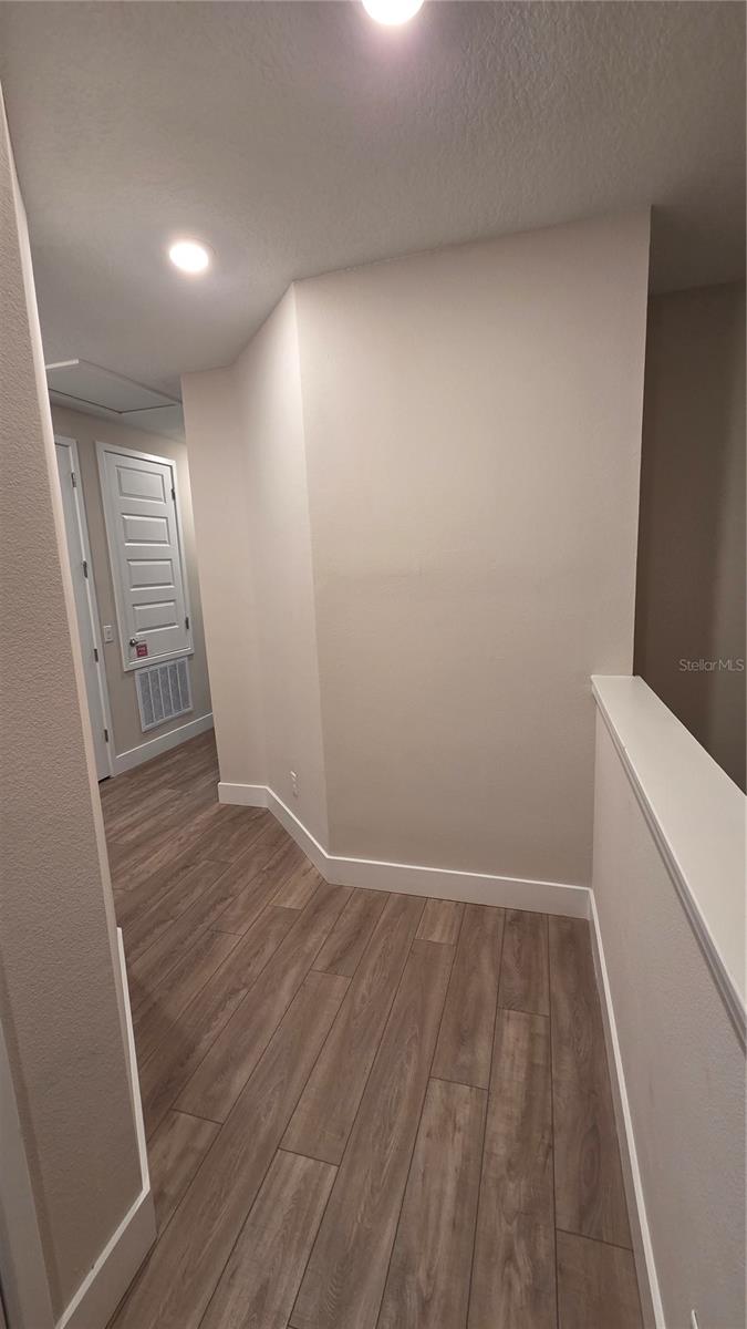 7821 Spectrum Dr Property Photo 9