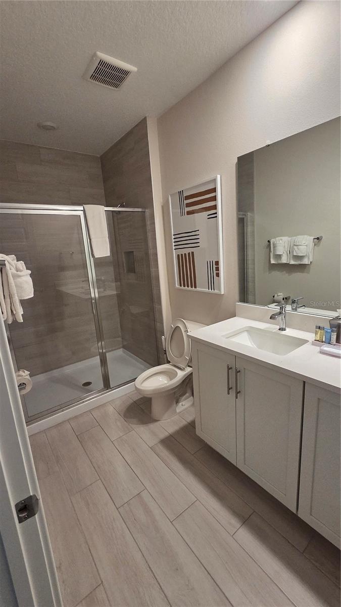 7821 Spectrum Dr Property Photo 14