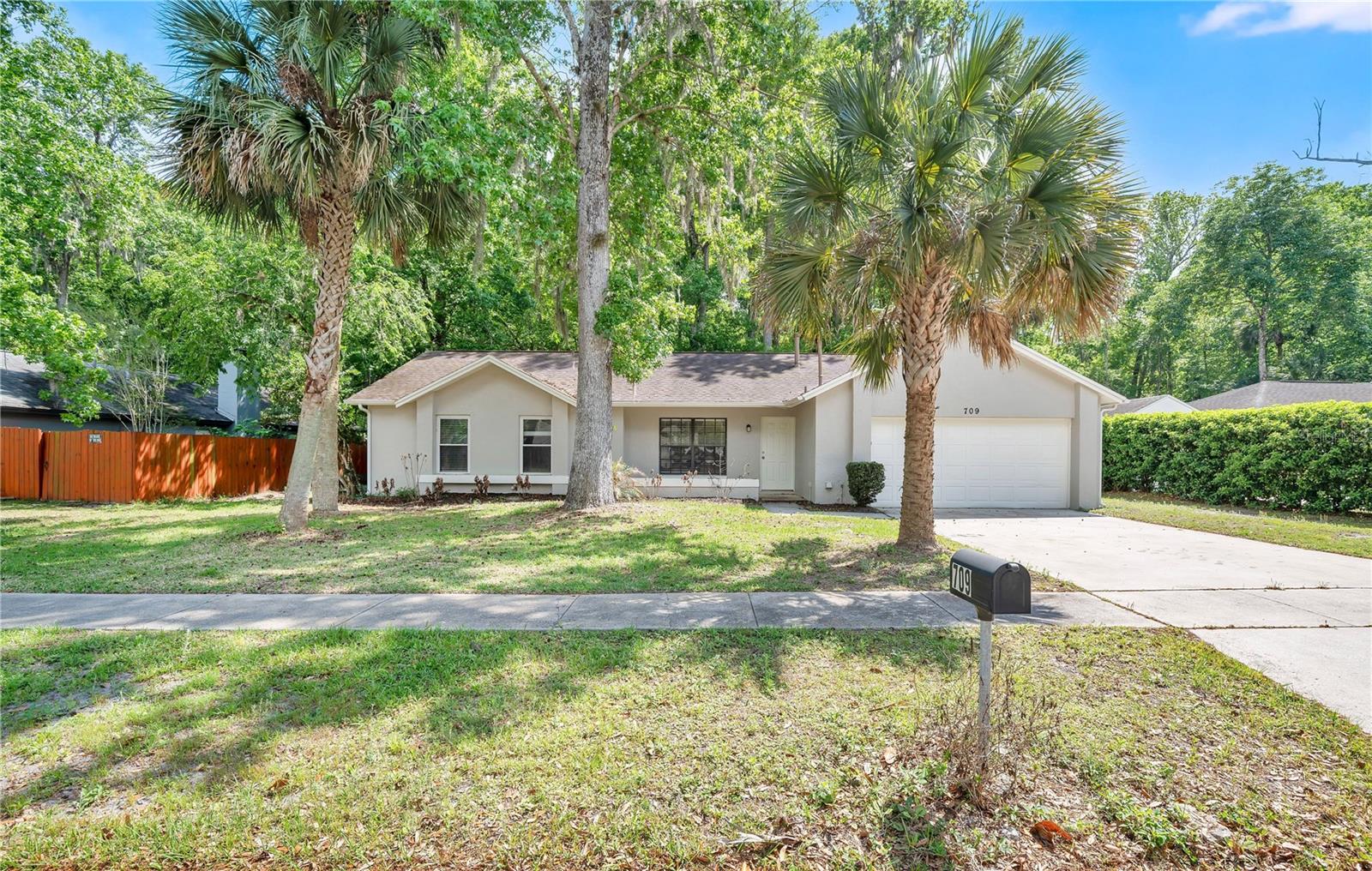 709 Sailfish Rd Property Photo 2