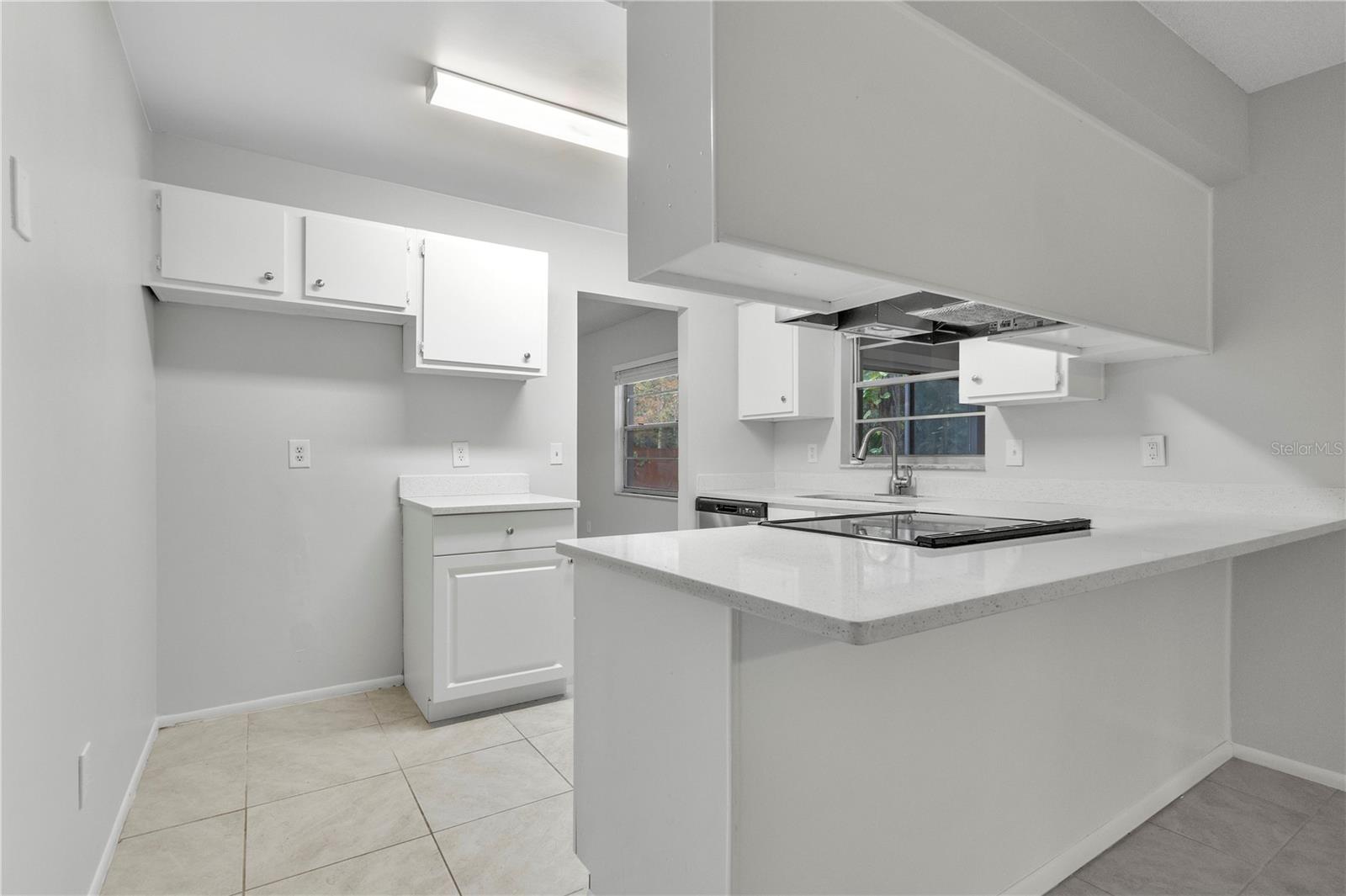 709 Sailfish Rd Property Photo 8
