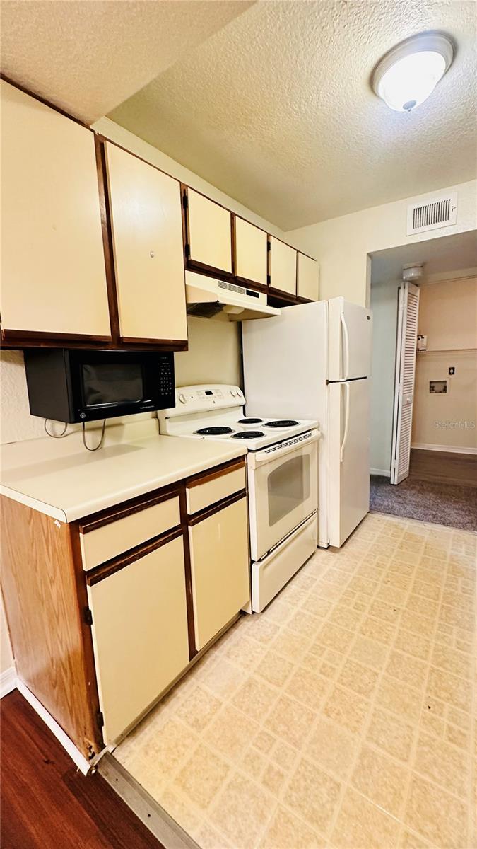 1017 S Hiawassee Rd #3716 Property Photo 7