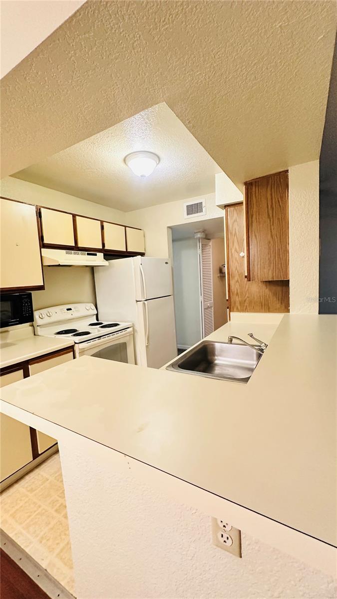 1017 S Hiawassee Rd #3716 Property Photo 8