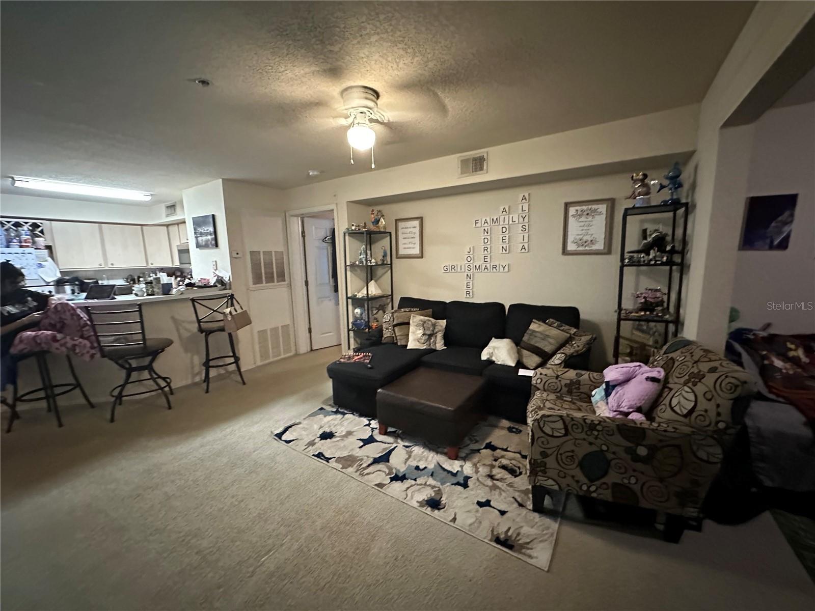 822 Camargo Way #105 Property Photo 3