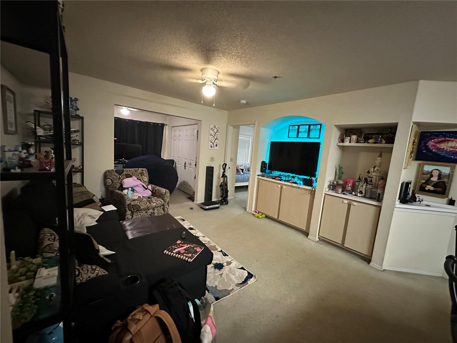 822 Camargo Way #105 Property Photo 4