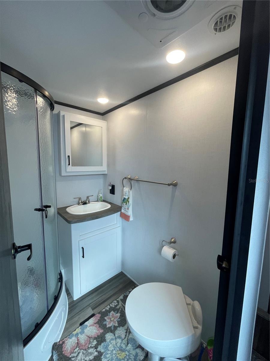 57 Kove Blvd Property Photo 21